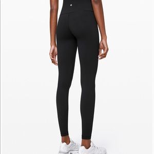 Lululemon Black Wunder Under Leggings 12